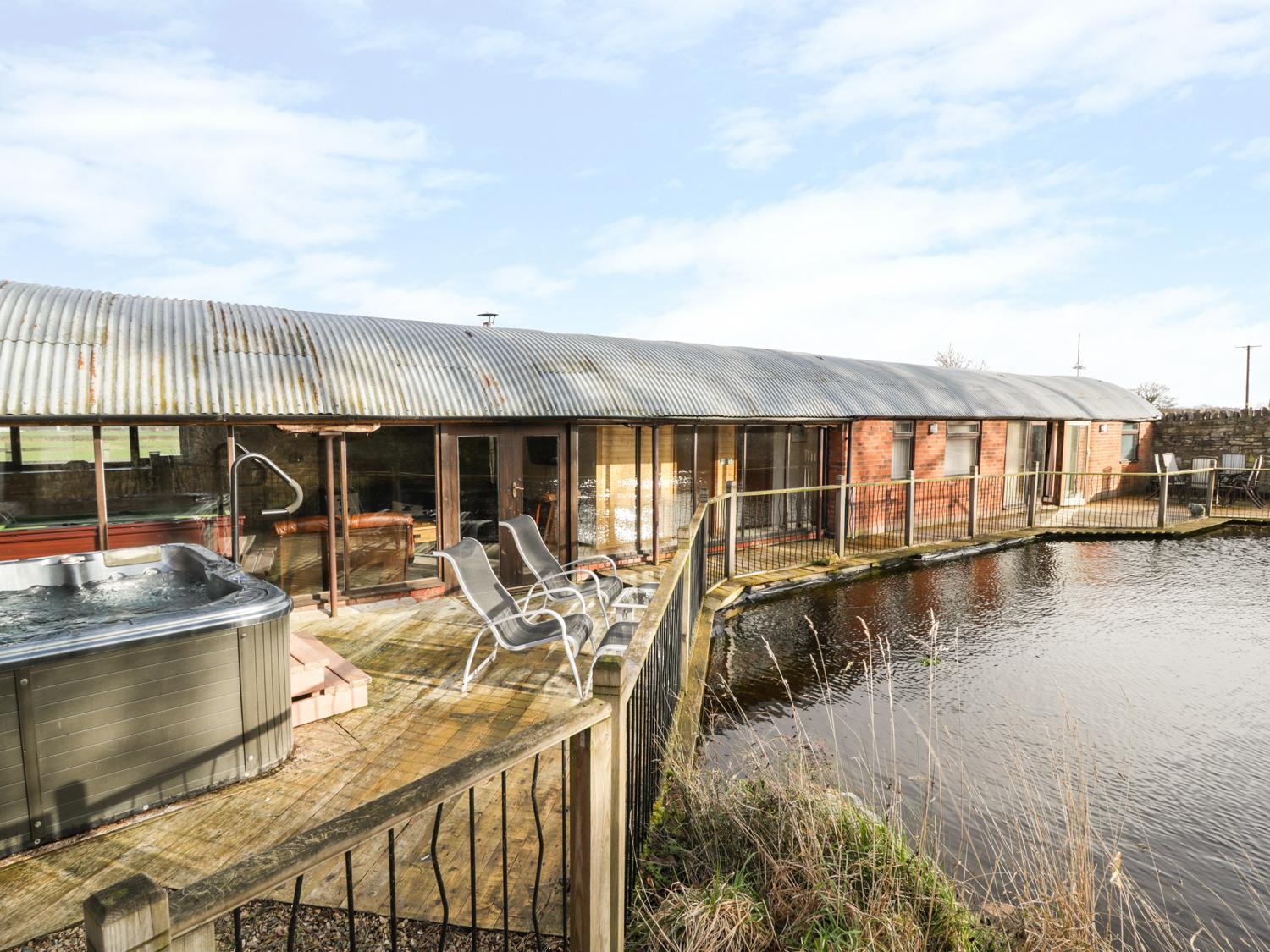 The Old Sheep Shed Villa Alberbury Bagian luar foto